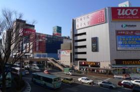 南町通り／ペデストリアンデッキより