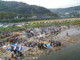 芋煮会／牛越橋