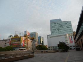 早朝の仙台駅にて