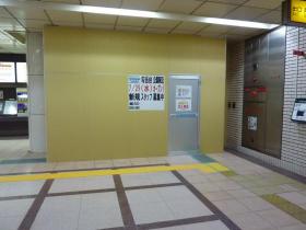 「駅ナカ」コンビニ　勾当台公園駅