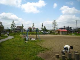 雨上がりの富沢南2丁目公園