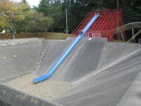 中央児童館／向山